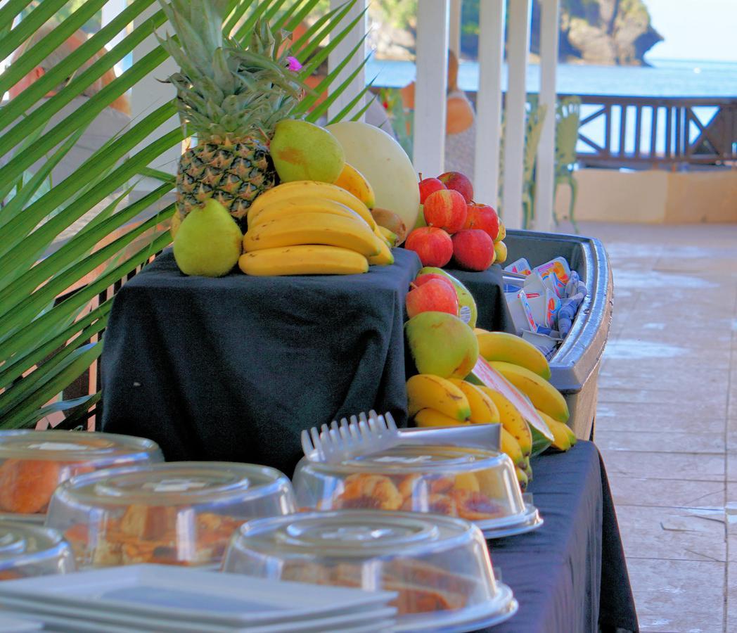 Marigot Beach Club & Dive Resort Ngoại thất bức ảnh